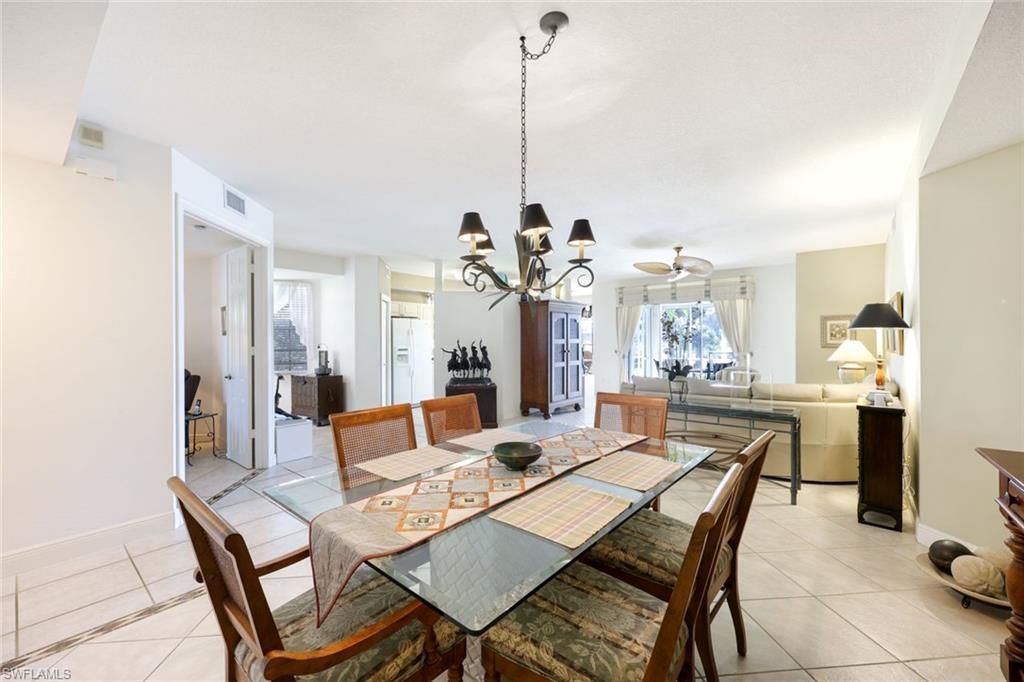 610 Laguna Royale Blvd, Unit 1001, Naples, FL 34119 Photo