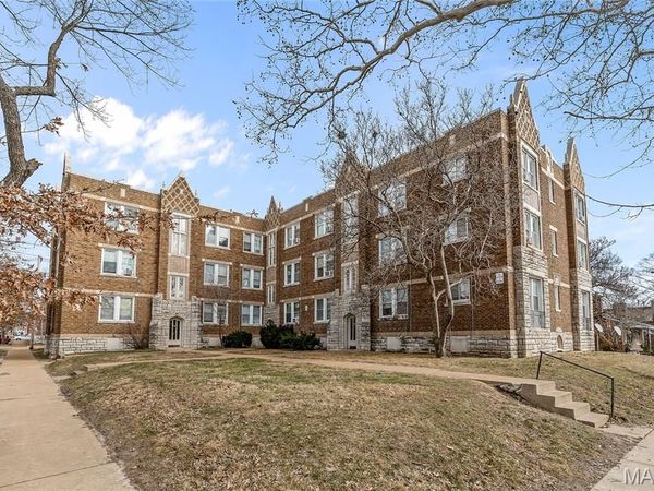 3862 S Spring Avenue, St Louis, MO 63116
