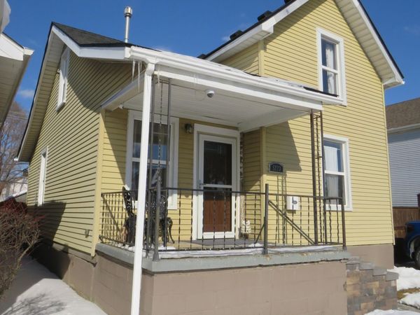 5223 Yemans Street, Hamtramck, MI 48212