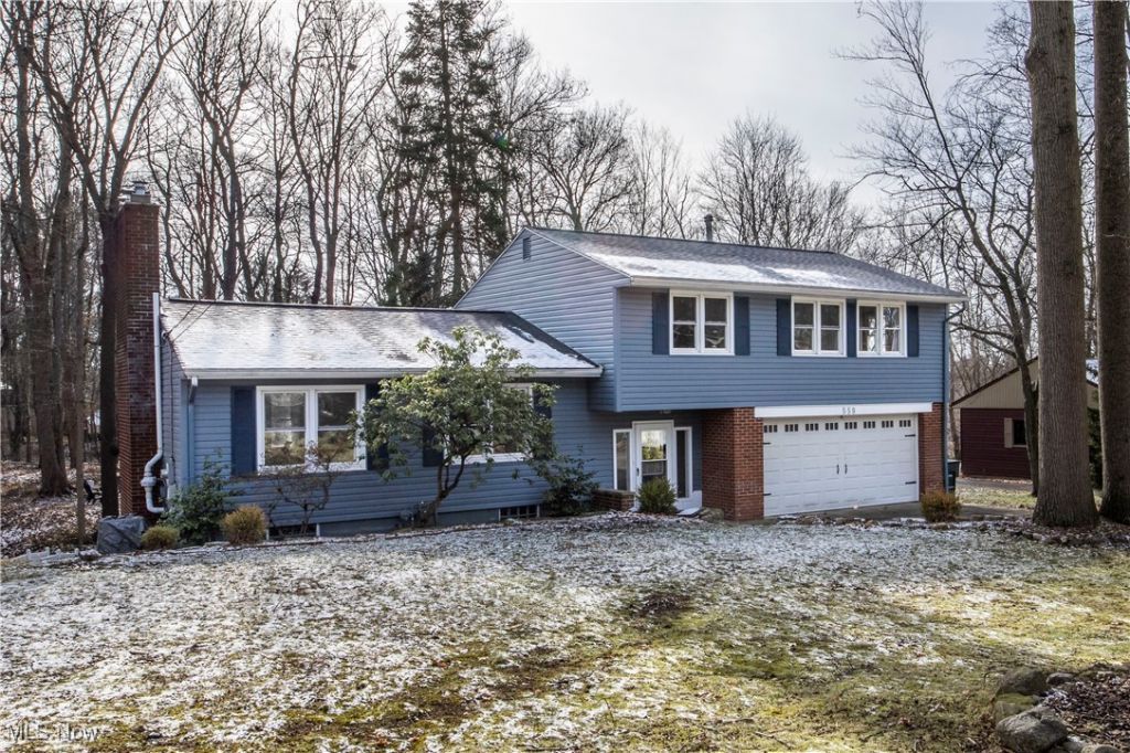 559 Westwood Avenue, Wadsworth, OH 44281 Main Photo