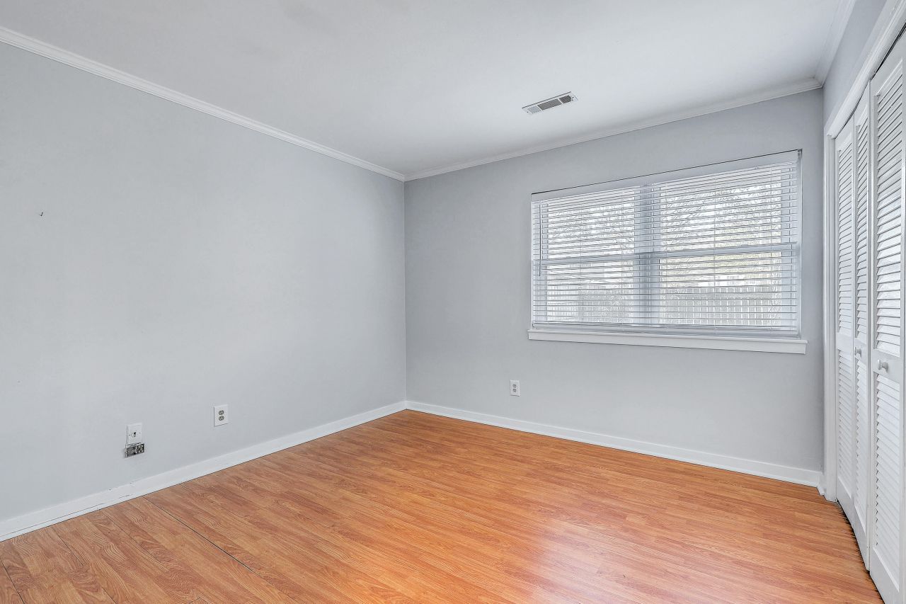 1126 Snap Dragon Court Photo 24