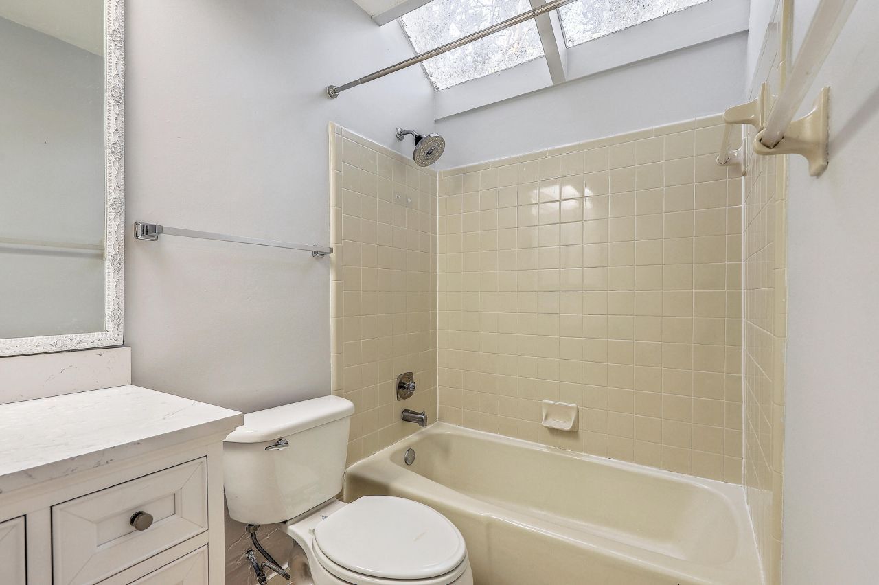 1126 Snap Dragon Court Photo 29