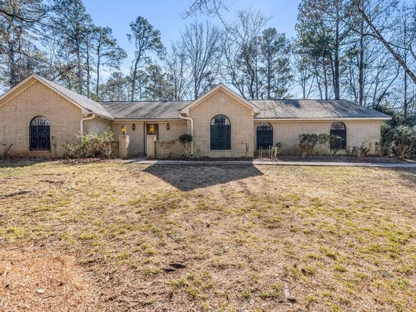 107 Windover Lane, Starkville, MS 39759