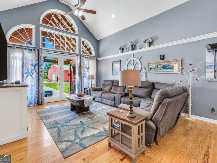 Property Image 36