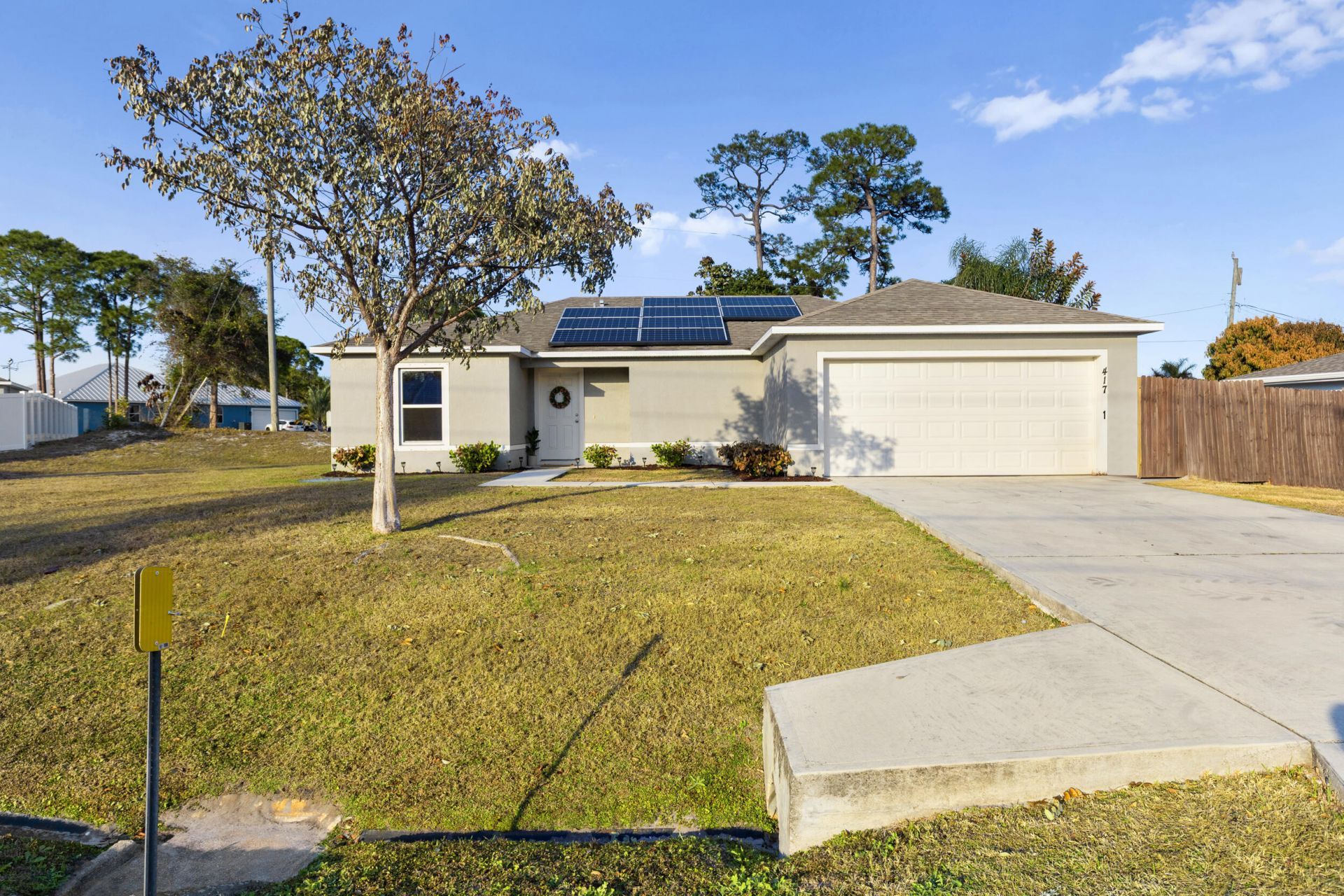 417 SE Seahouse Drive, Port Saint Lucie, FL 34983 Photo