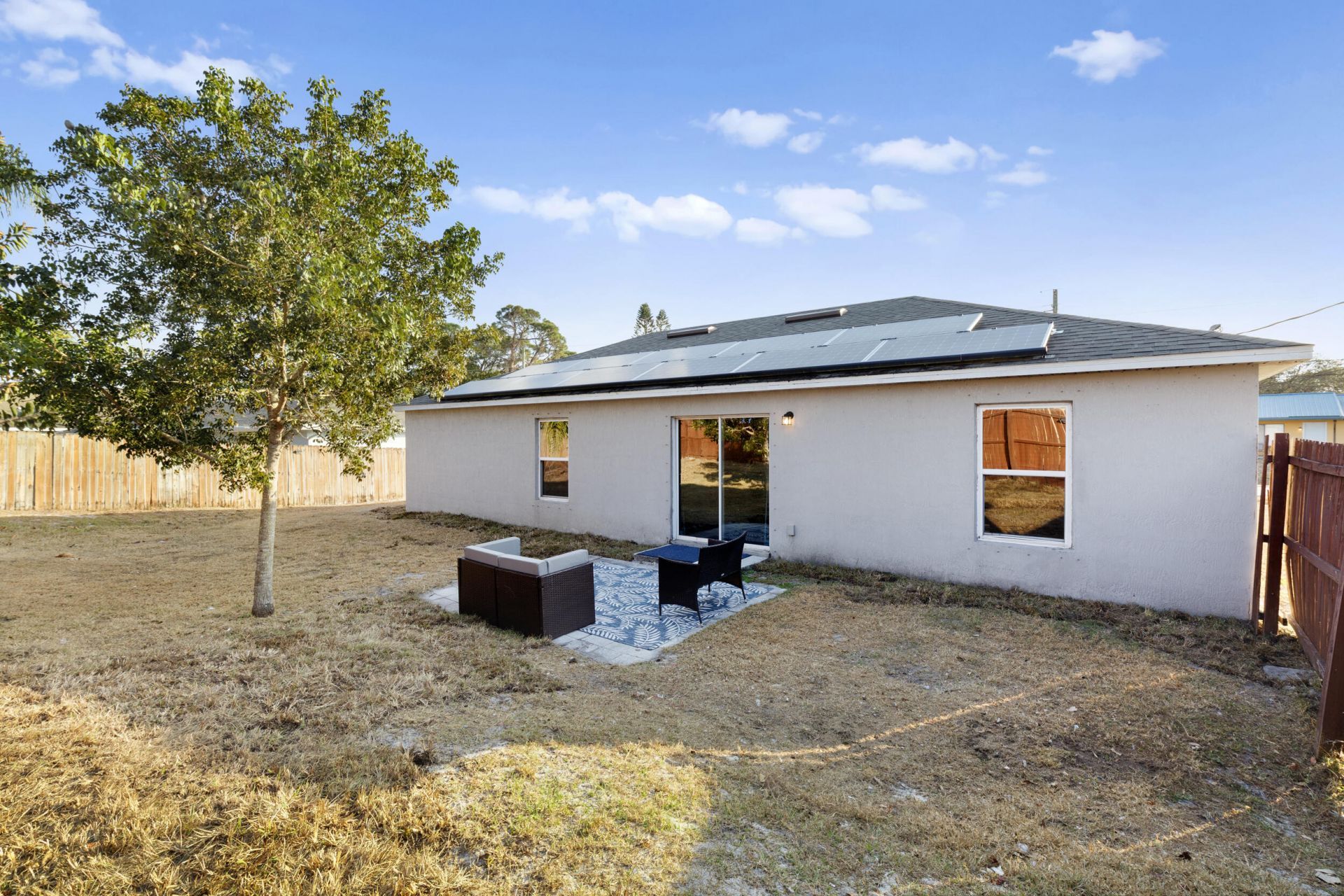 417 SE Seahouse Drive, Port Saint Lucie, FL 34983 Photo