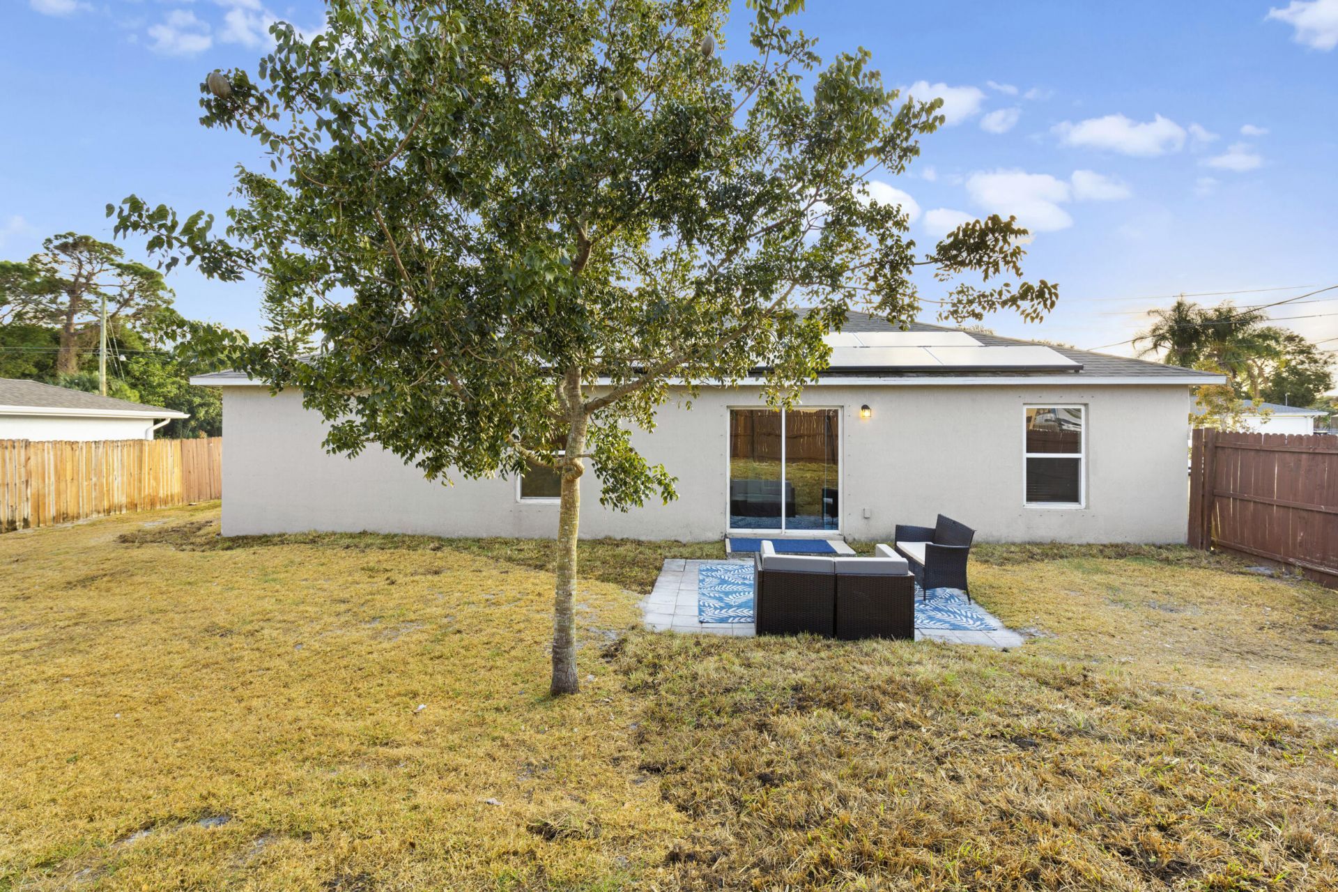 417 SE Seahouse Drive, Port Saint Lucie, FL 34983 Photo