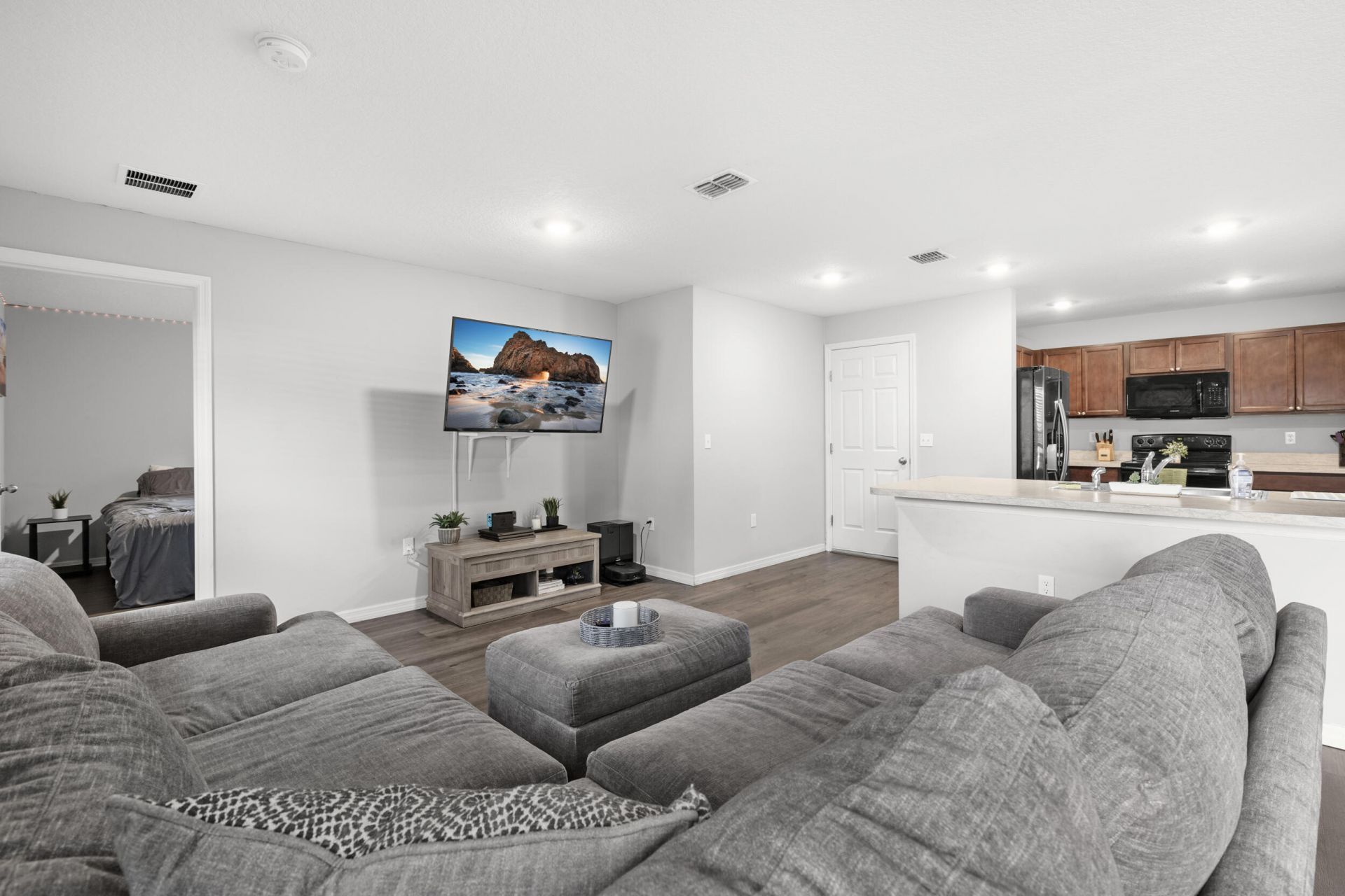 417 SE Seahouse Drive, Port Saint Lucie, FL 34983 Photo