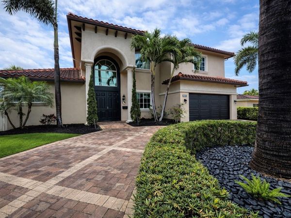 2461 SE 10th St, Pompano Beach, FL 33062