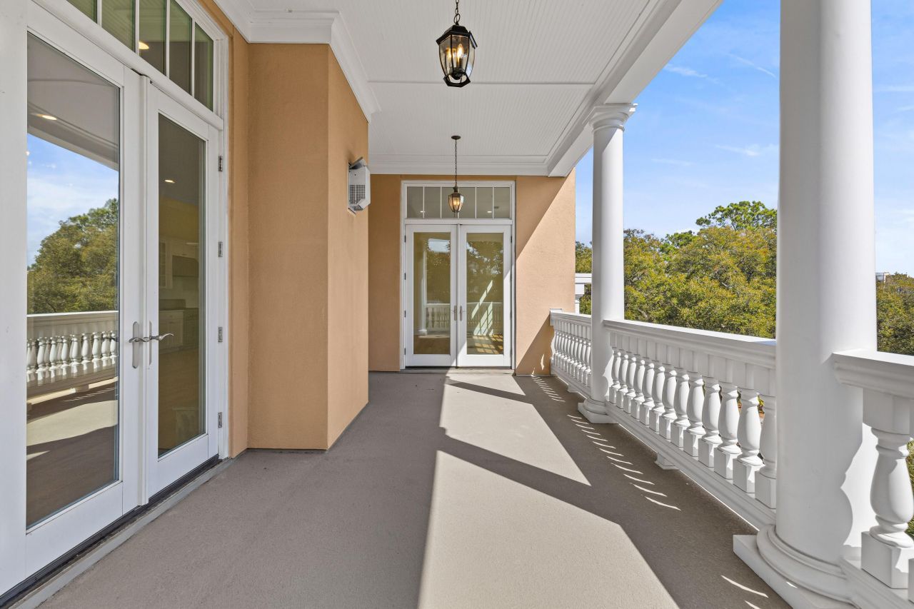 124 Fairbanks Oak Alley Photo 14