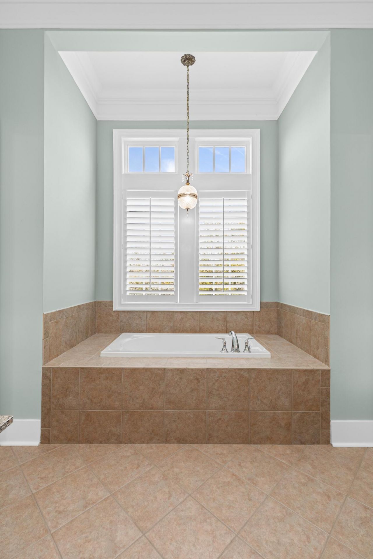 124 Fairbanks Oak Alley Photo 29