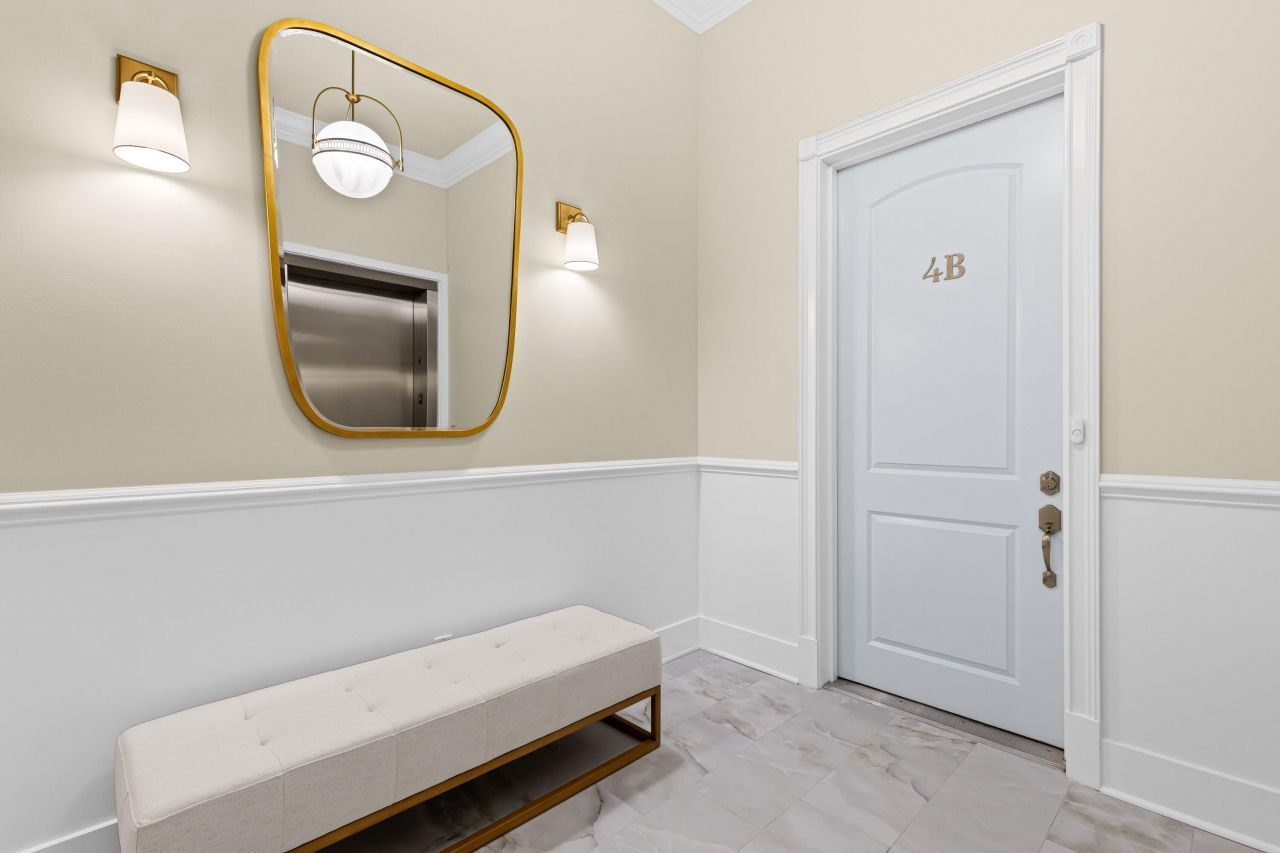 124 Fairbanks Oak Alley Photo 40