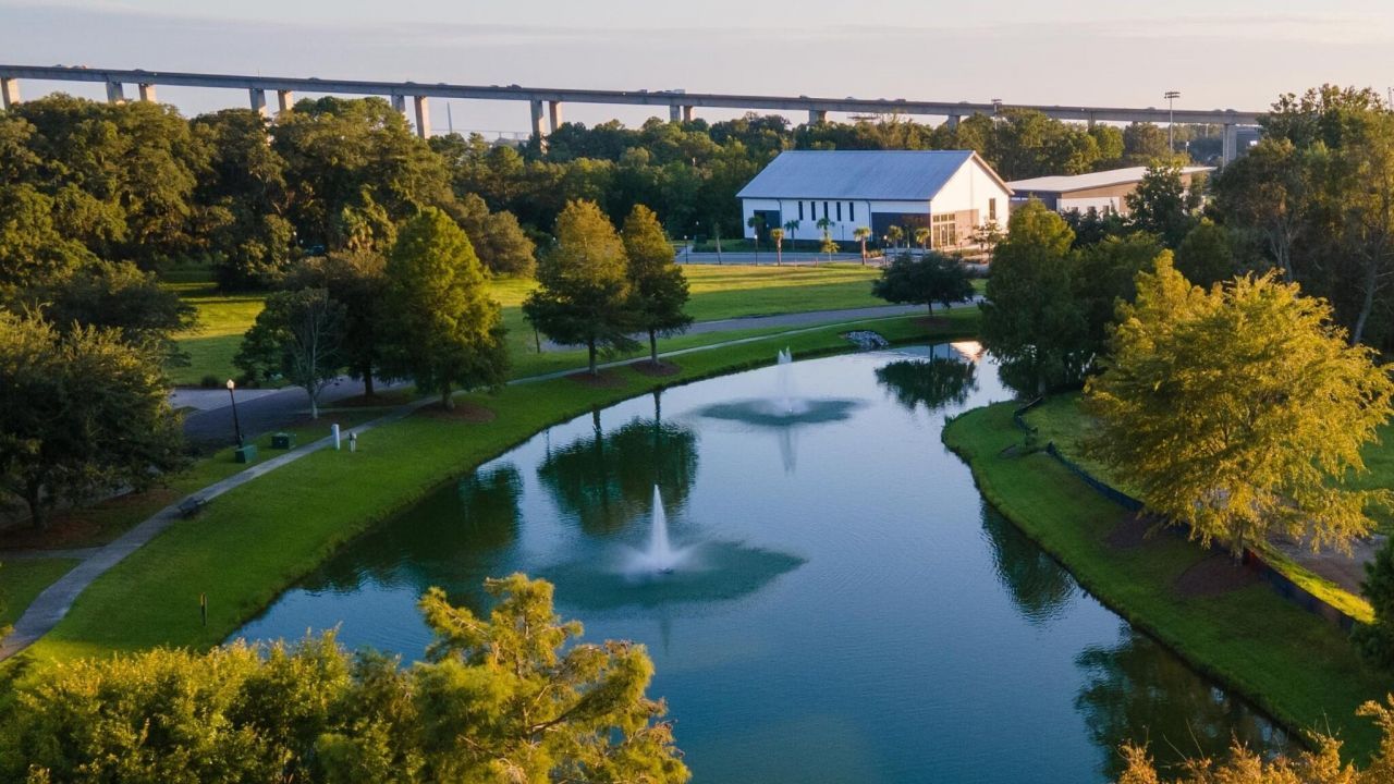 124 Fairbanks Oak Alley Photo 45