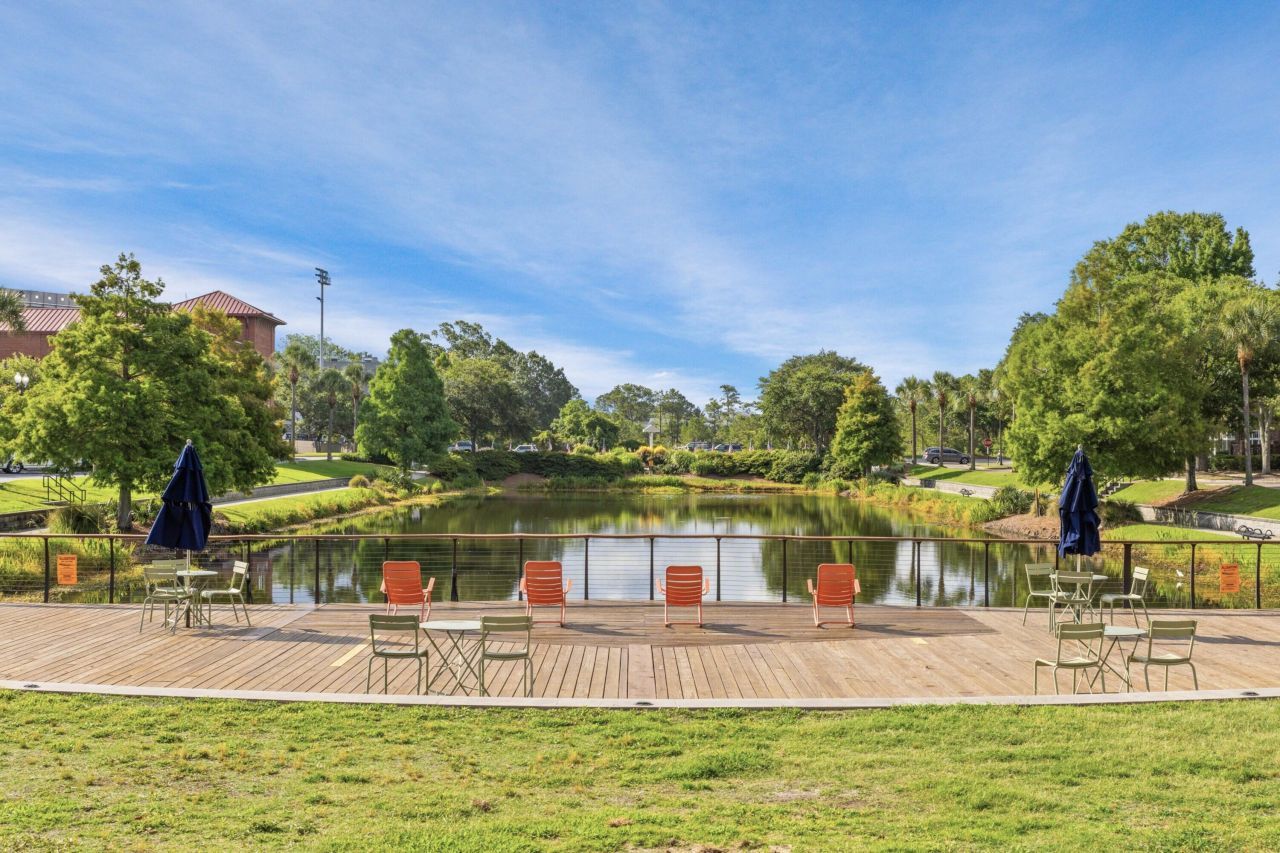 124 Fairbanks Oak Alley Photo 67