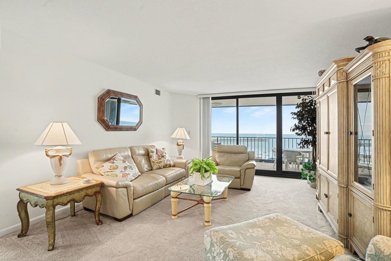 9650 Shore Dr. Photo 4