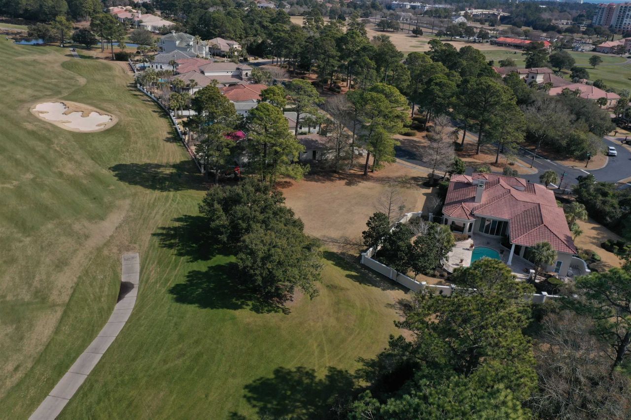 8625 Bella Vista Circle Photo 12