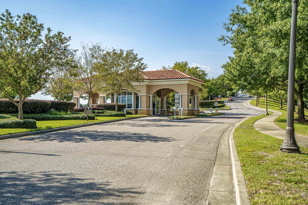 8625 Bella Vista Circle Photo 19