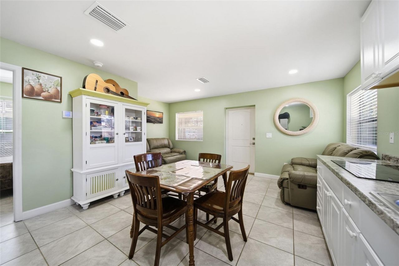 1420 19th Avenue W, Bradenton, FL 34205 Photo