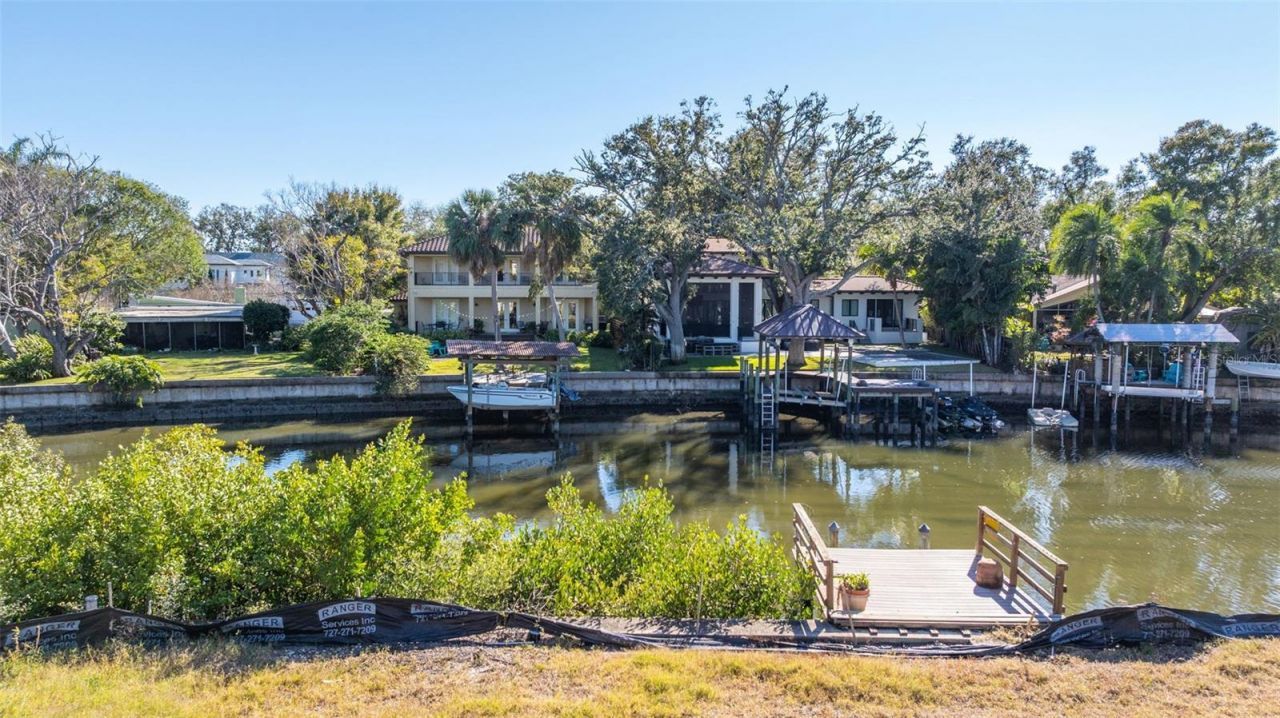 678 Geneva Place, Tampa, FL 33606 Photo