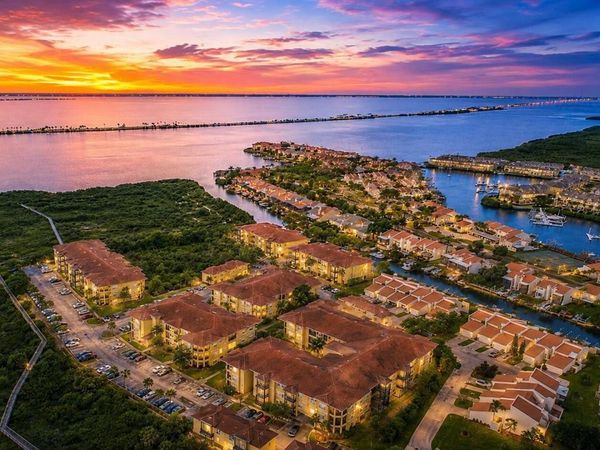 4323 BAYSIDE VILLAGE DRIVE, Unit 219, TAMPA, FL 33615