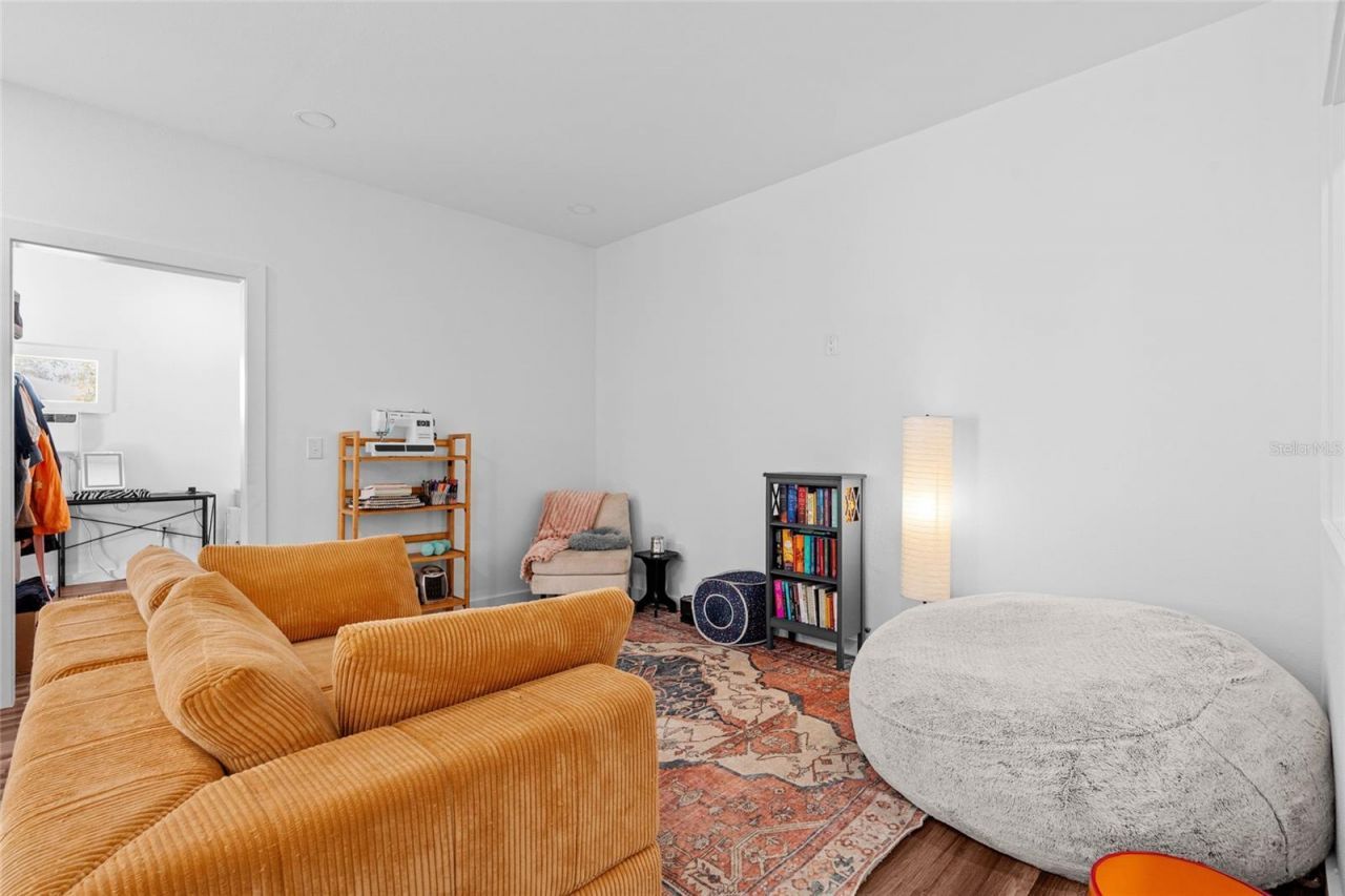 775 39th Avenue Ne, Saint Petersburg, FL 33703 Photo