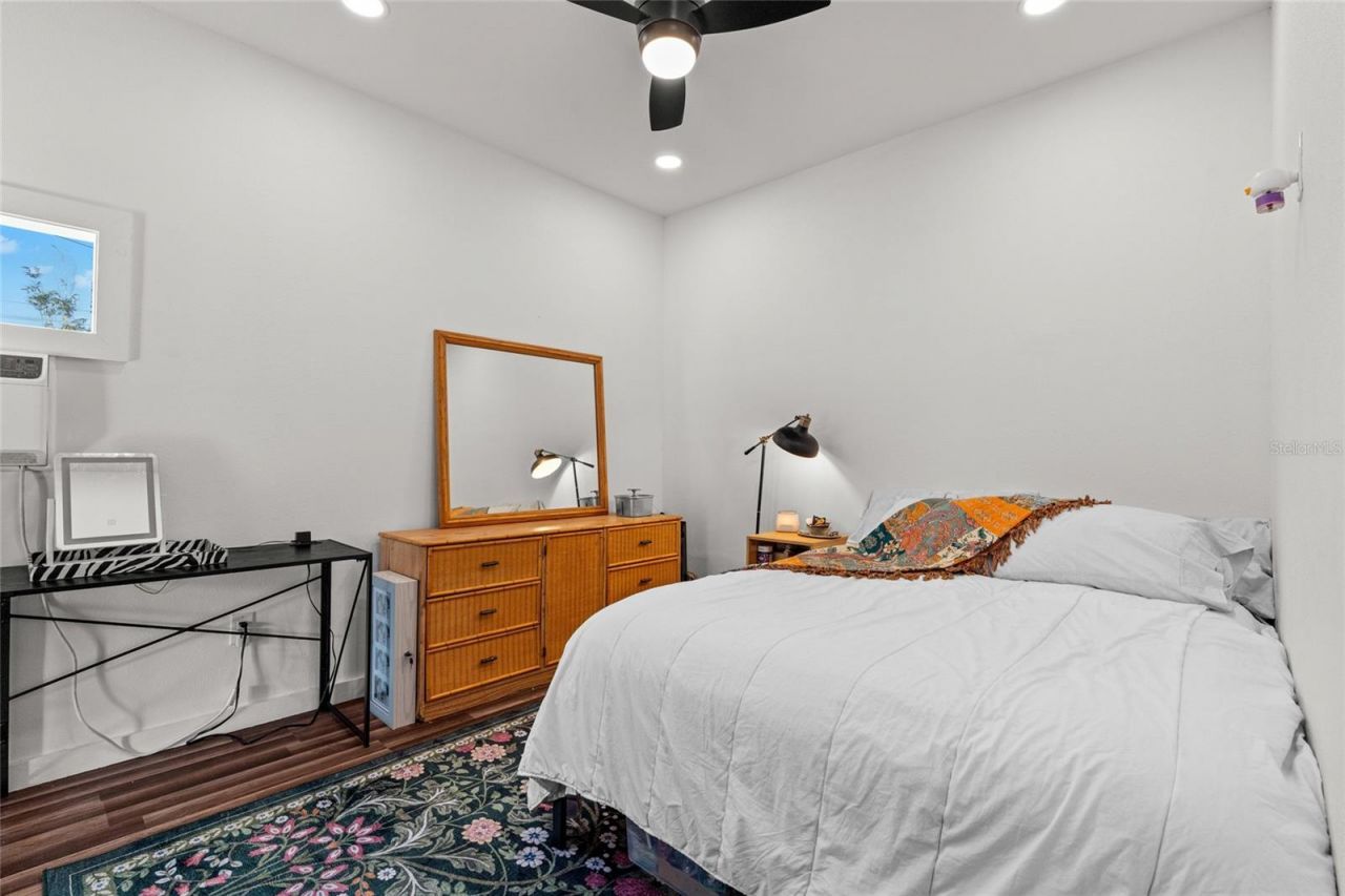 775 39th Avenue Ne, Saint Petersburg, FL 33703 Photo