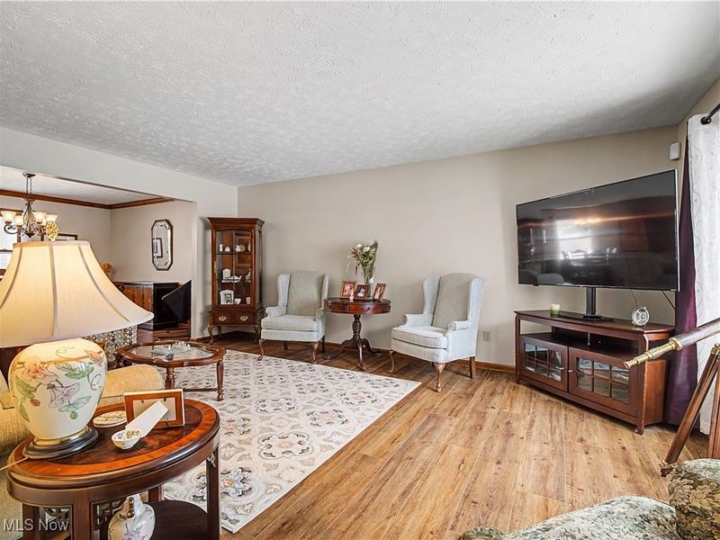 8538 Wedgewood Court, Olmsted Township, OH 44138 Photo 10