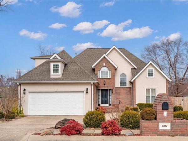 407 Gray Court, Siloam Springs, AR 72761