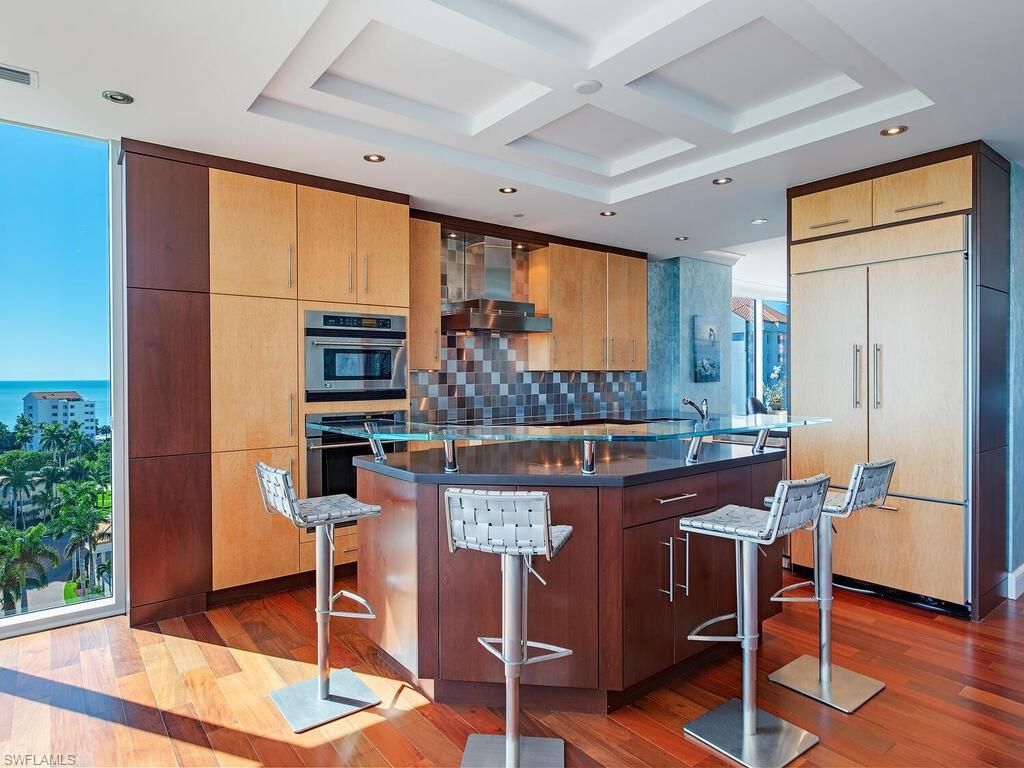 60 Seagate Dr, Unit 1001, Naples, FL 34103 Photo