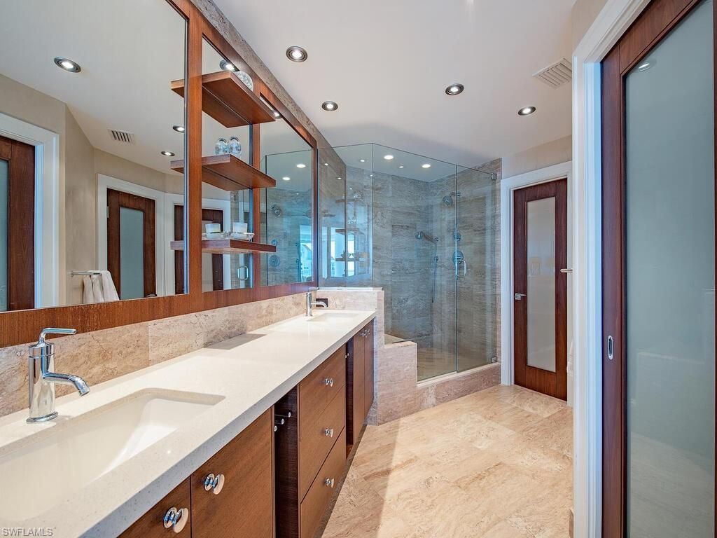 60 Seagate Dr, Unit 1001, Naples, FL 34103 Photo