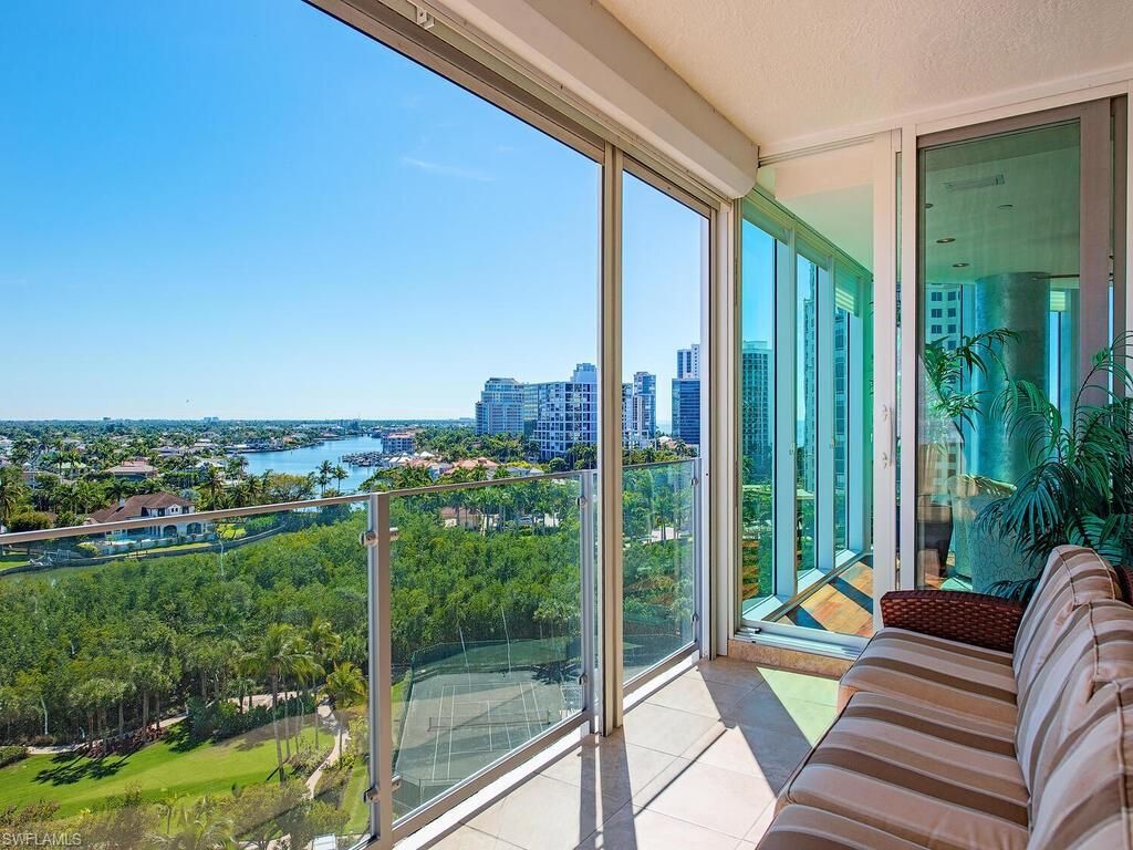 60 Seagate Dr, Unit 1001, Naples, FL 34103 Photo