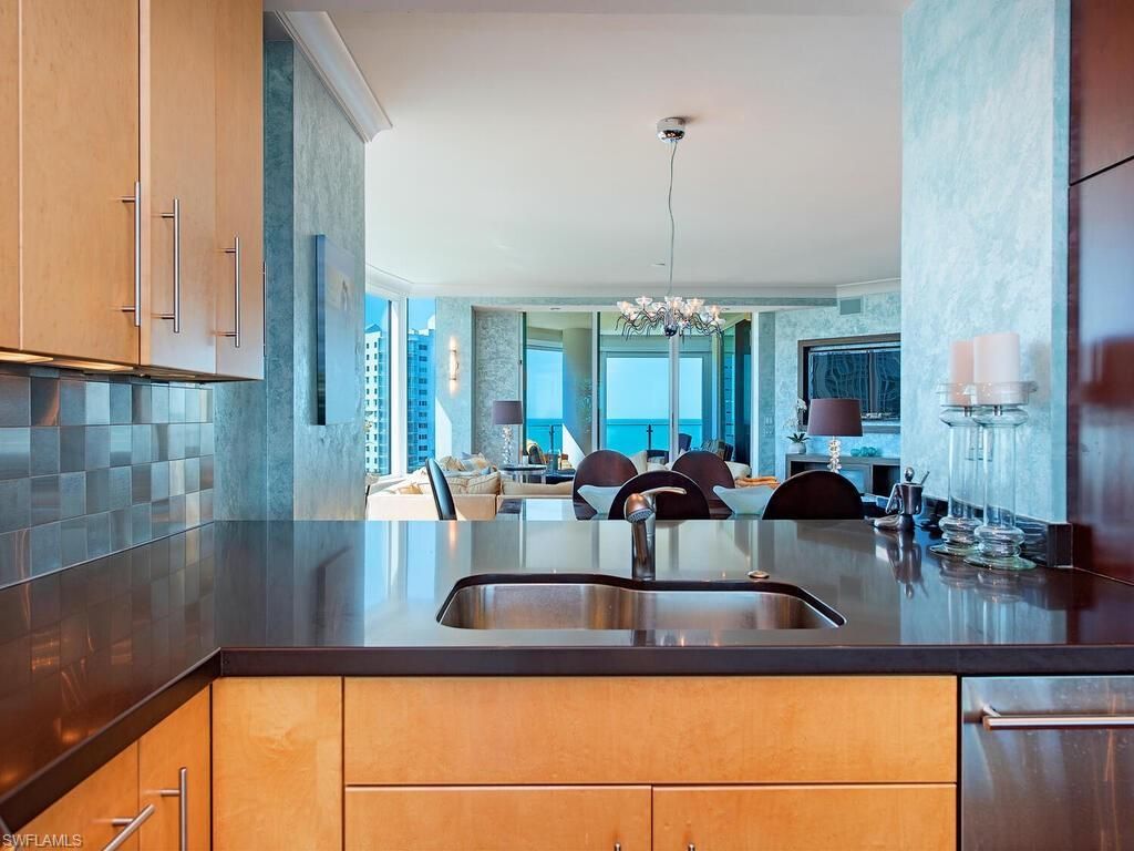 60 Seagate Dr, Unit 1001, Naples, FL 34103 Photo