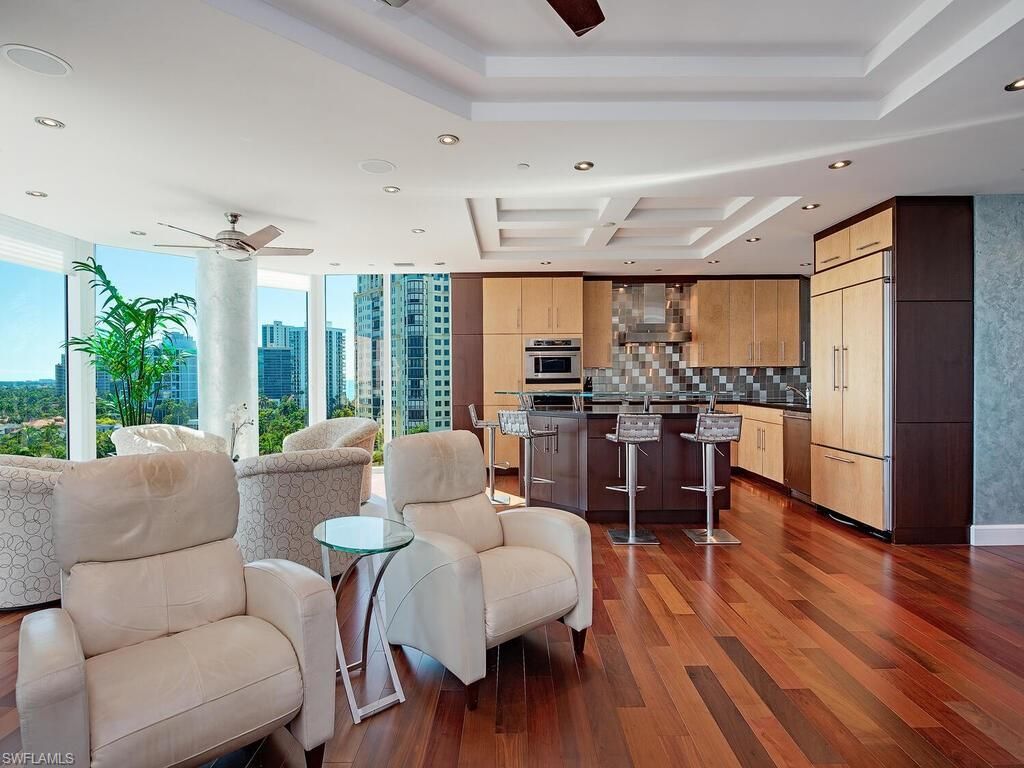 60 Seagate Dr, Unit 1001, Naples, FL 34103 Photo