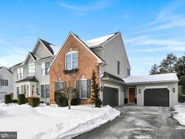 120 COVENTRY LANE, READING, PA 19610