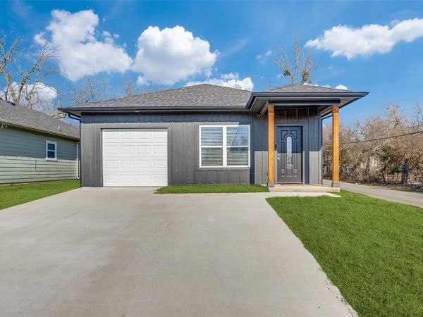 1429 E Odneal Street, Sherman, TX 75090