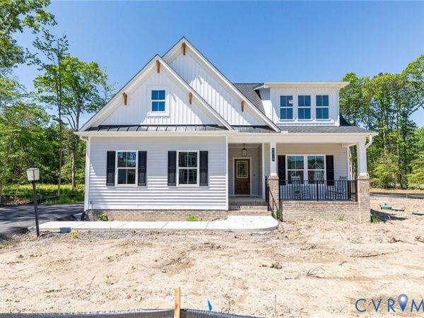 110 Logan Way , Tappahannock, VA 22560