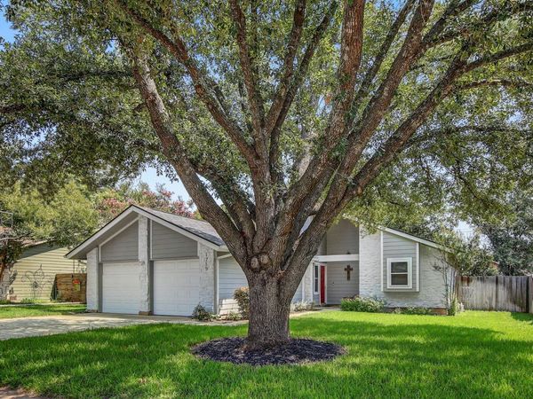 1715 Foxfire DR, Round Rock, TX 78681