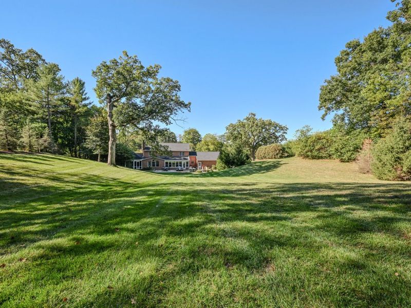 224 Roscommon Drive, Springfield, OH 45503 Photo 11