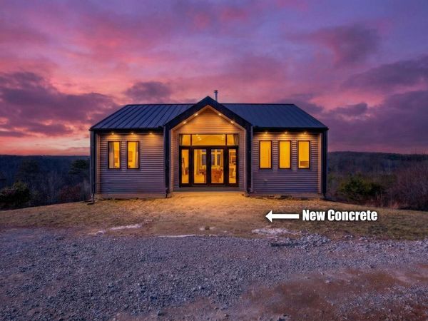 66376 Old Shurtz Road , New Plymouth, OH 45654