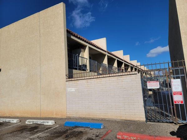 1025 Valencia Drive SE, Unit APT 25, Albuquerque, NM 87108