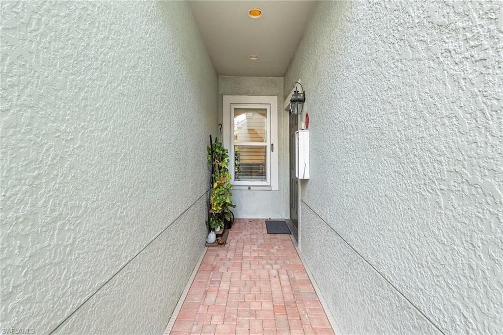 28141 Donnavid Ct, Unit 302, Bonita Springs, FL 34135 Photo