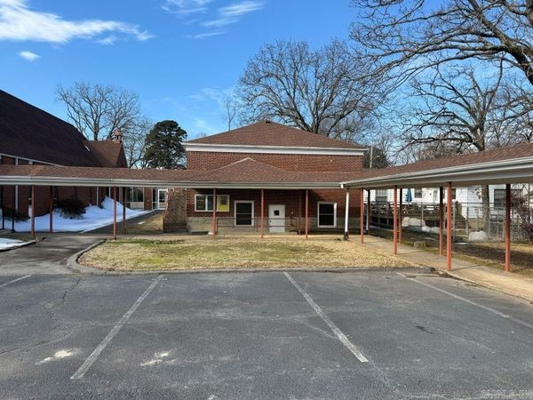 3802 N Olive, North Little Rock, AR 72116