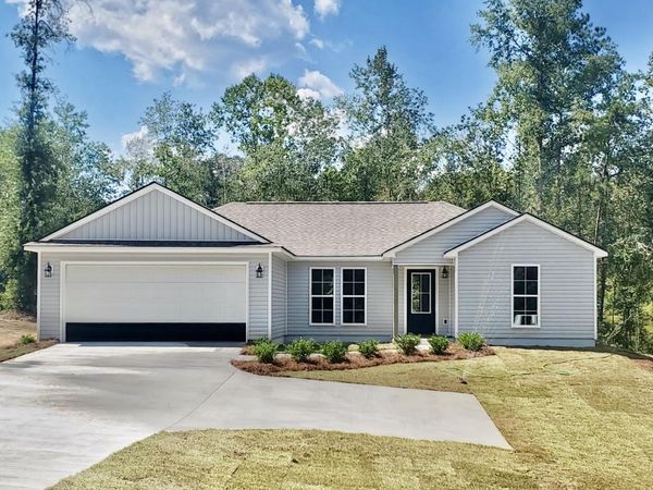 1015 Browns Bridge Rd., Hattiesburg, MS 39401