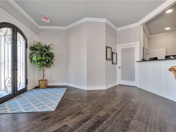 3853 N Crossover Road , Fayetteville, AR 72703