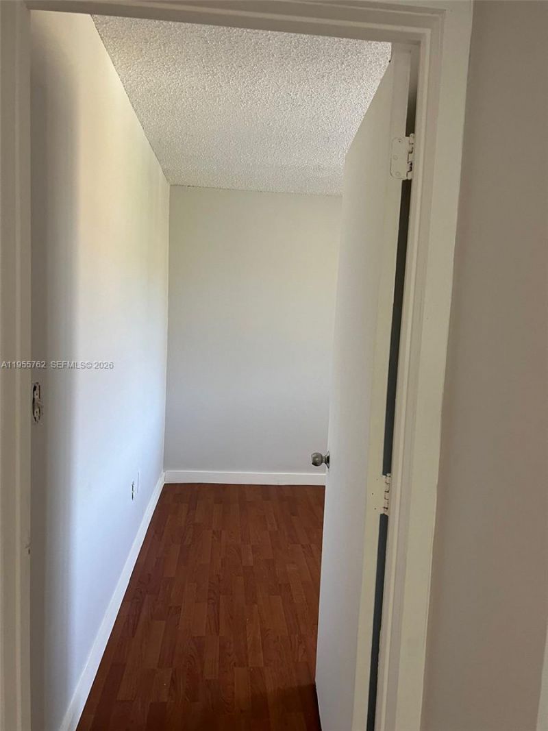 14930 SW 82nd Ter, Unit 16-304, Miami, FL 33193 Photo