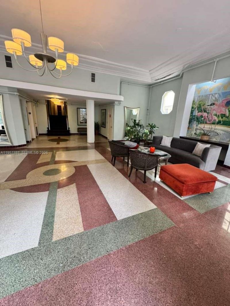 1051 Meridian Ave, Unit 1C, Miami Beach, FL 33139 Photo