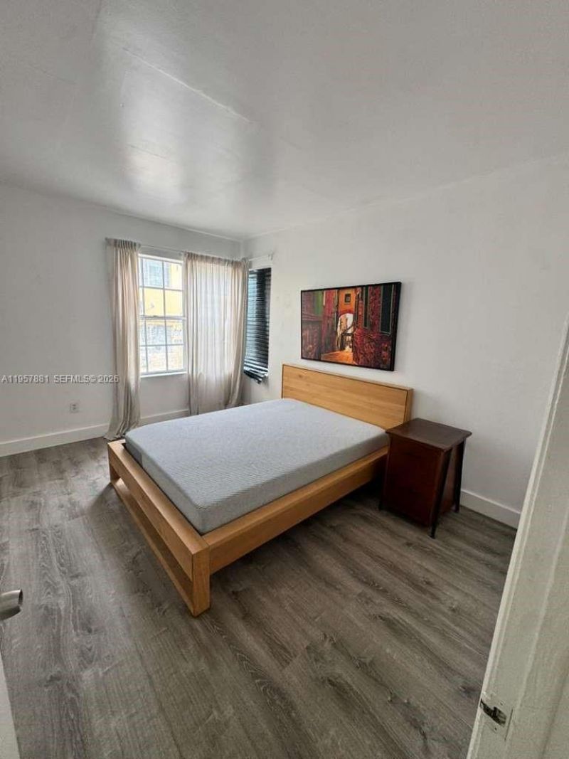 1051 Meridian Ave, Unit 1C, Miami Beach, FL 33139 Photo