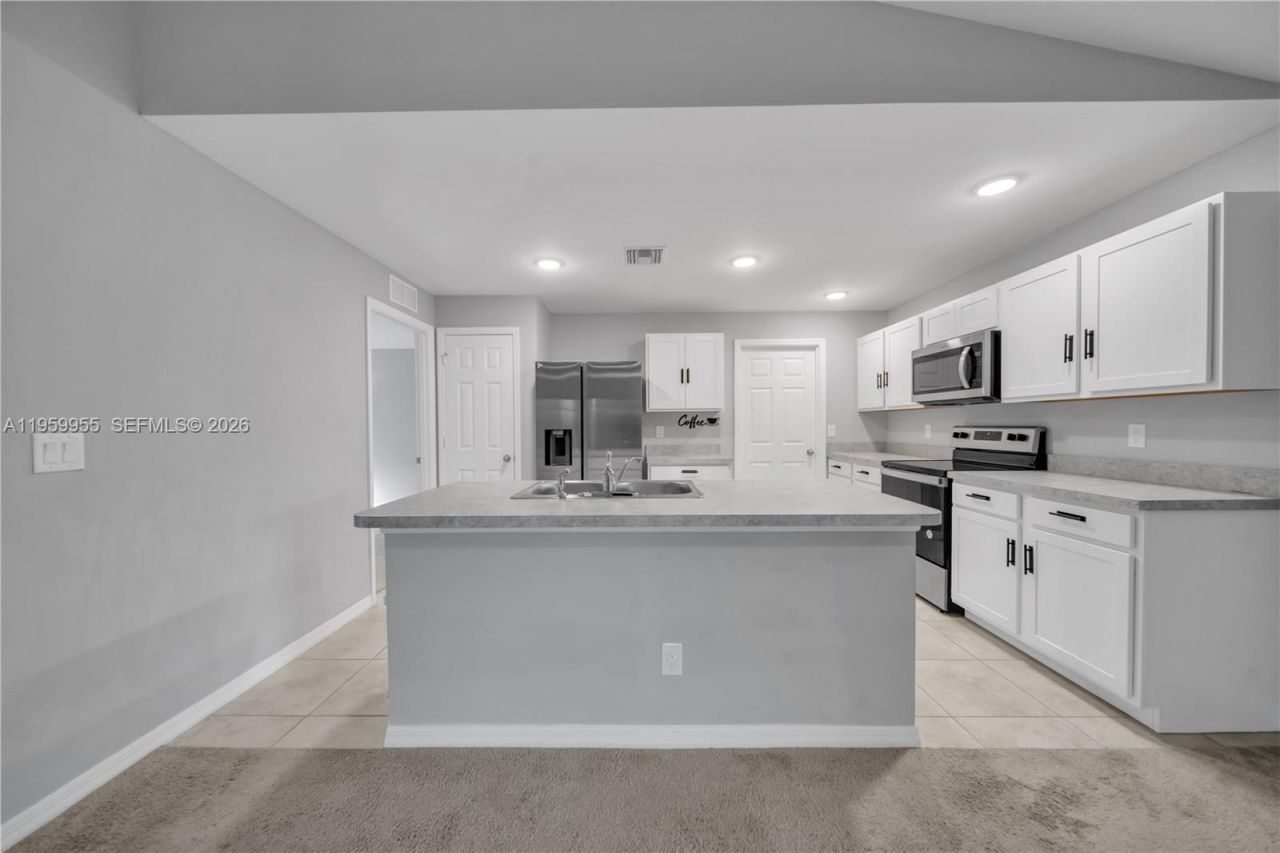 2617 53rd St W, Lehigh Acres, FL 33971 Photo