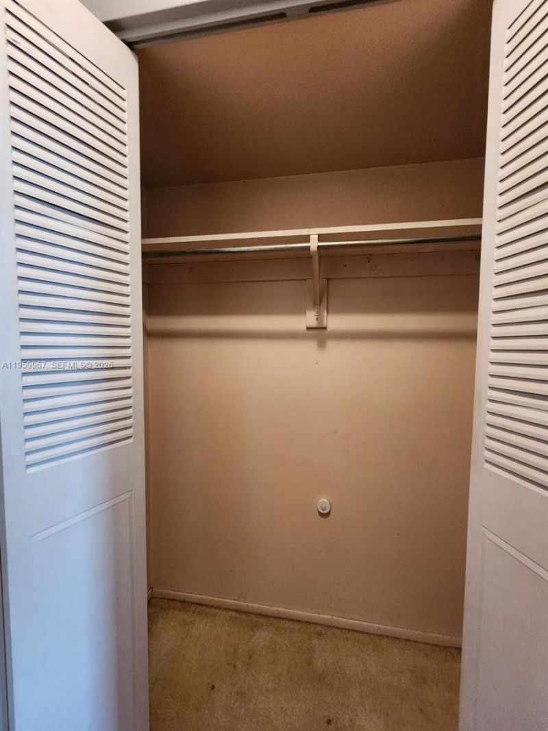 1351 NE Miami Gardens Dr , Unit 501E, Miami, FL 33179 Photo