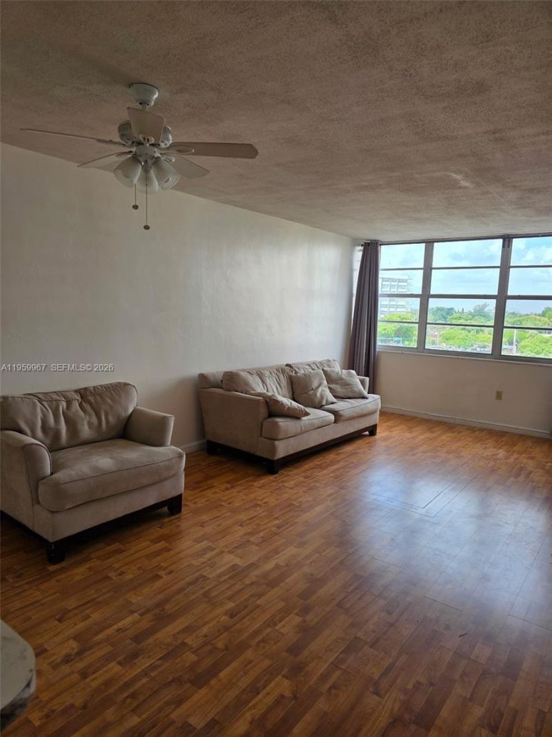 1351 NE Miami Gardens Dr , Unit 501E, Miami, FL 33179 Photo